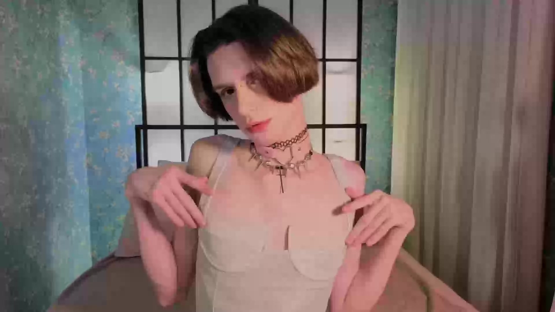 Model - Madison bigcock