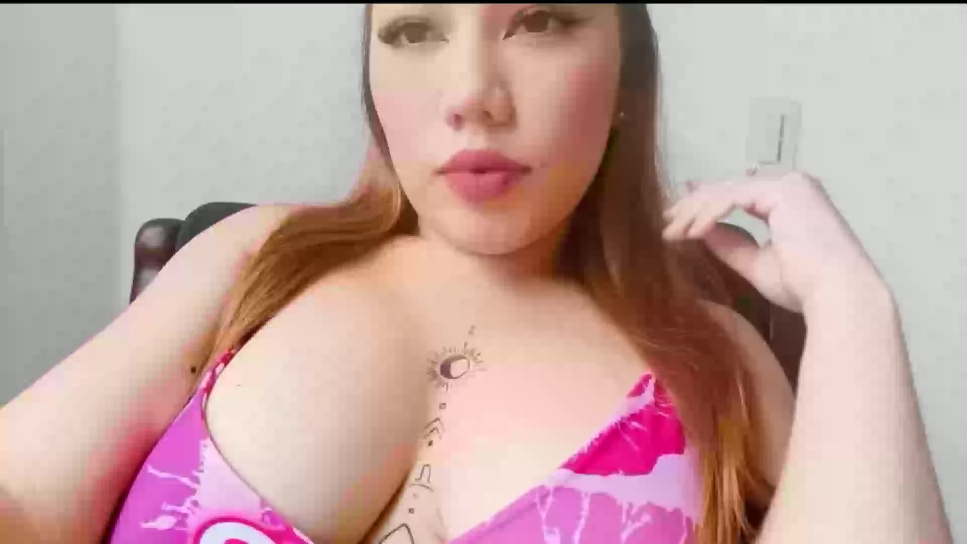 Model - Issa Castillo anal