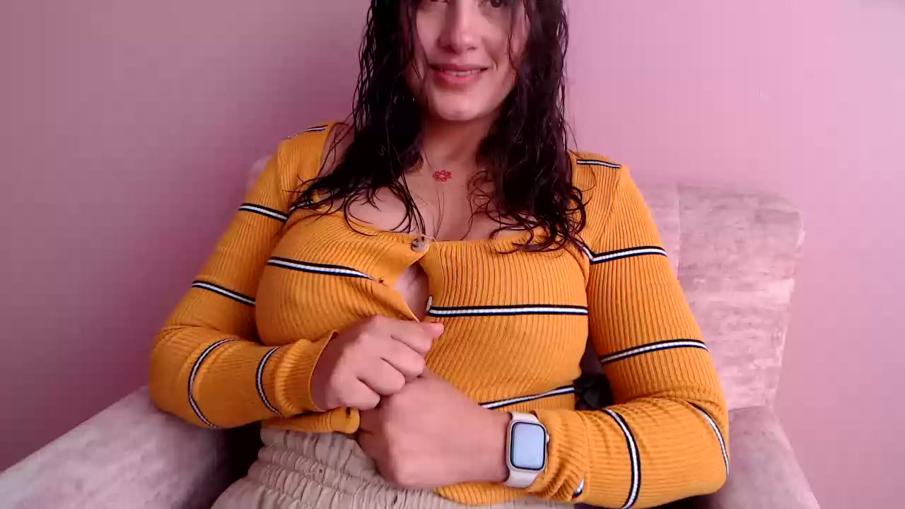 Model - Silvana Ruiz deepthroat