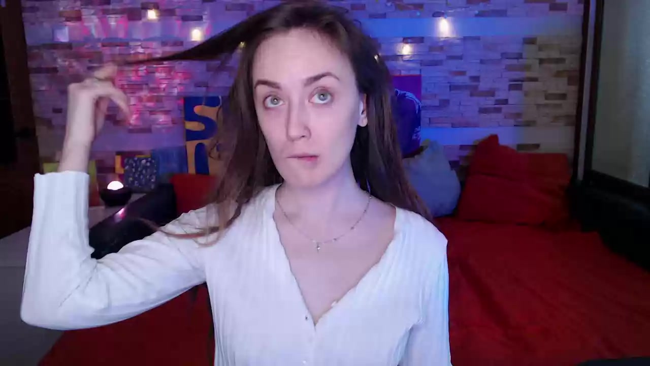 Model - Dalia_peach fetish