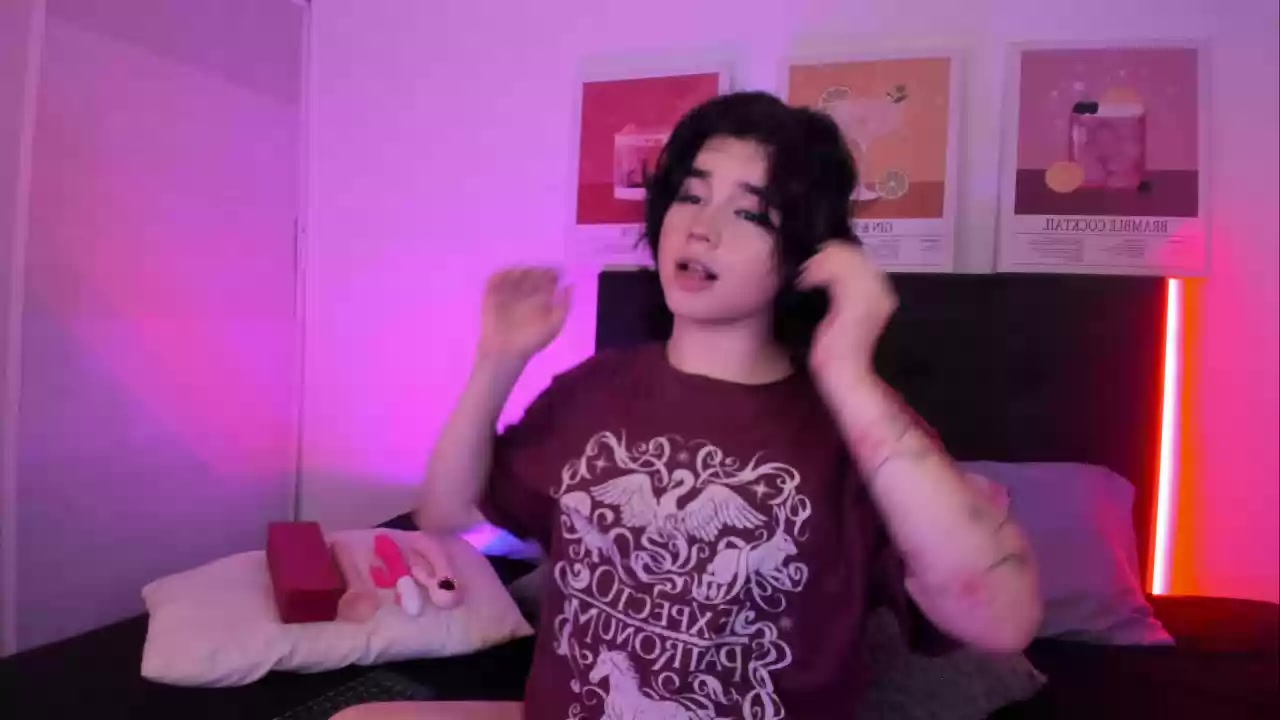 Model - Emma Stones Slave