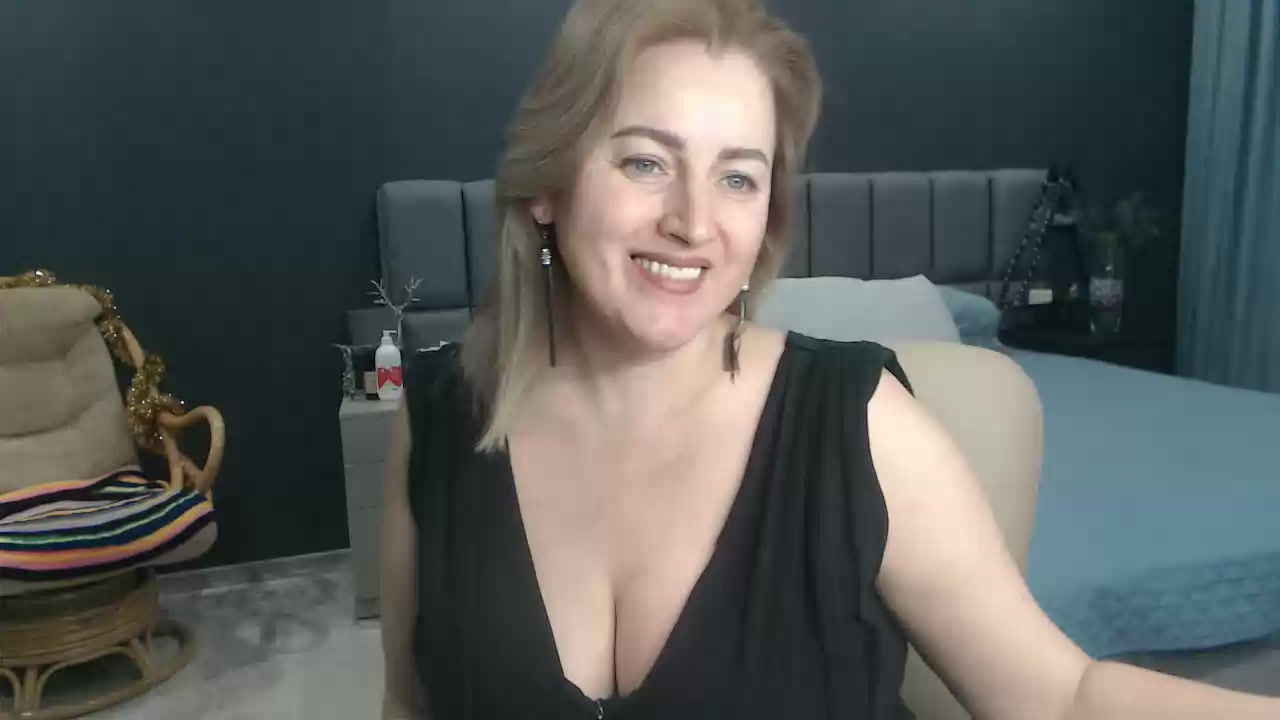 Model - AlexaRivera dirtytalk