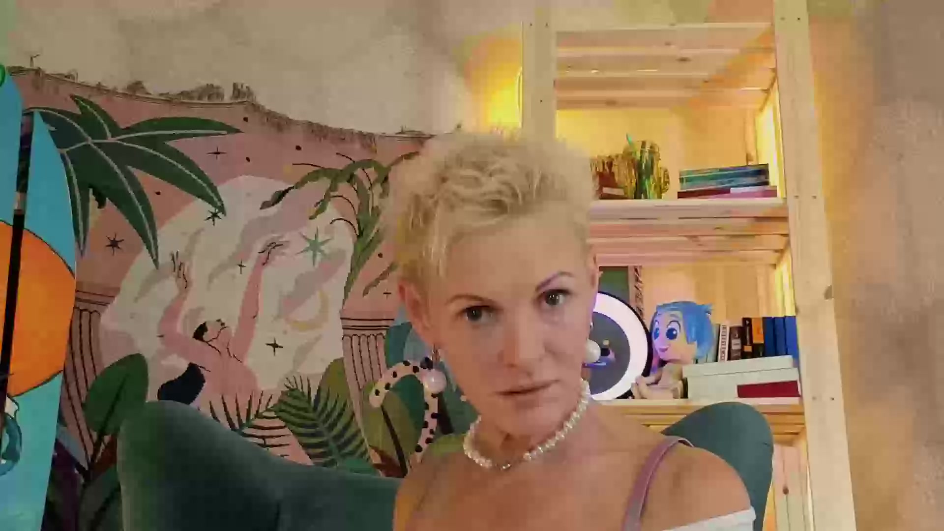 Angie striptease Model - Angie striptease