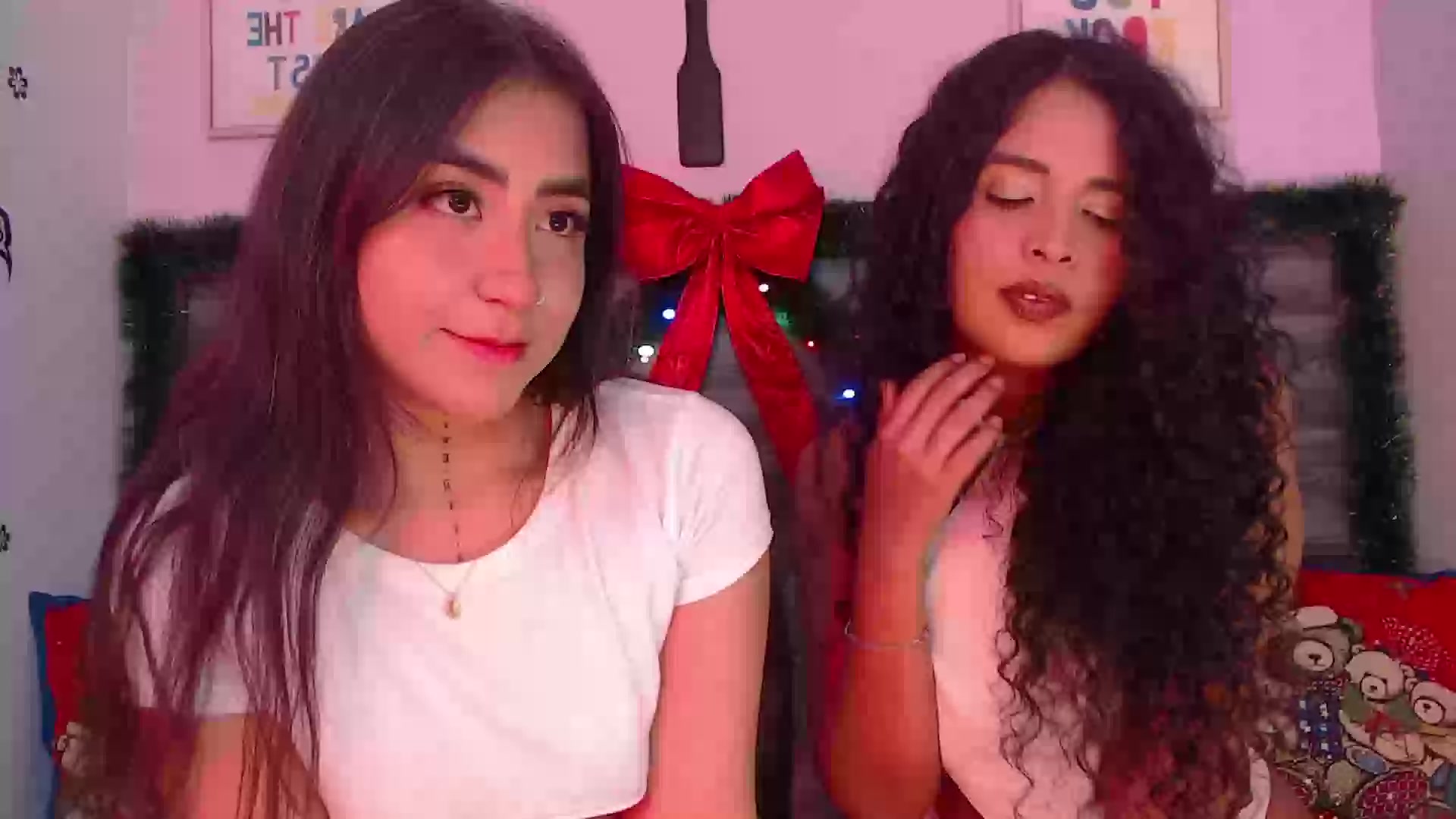 Model - Ari Cute ass