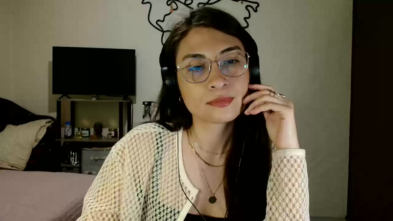 Model - CheeryMia sexy