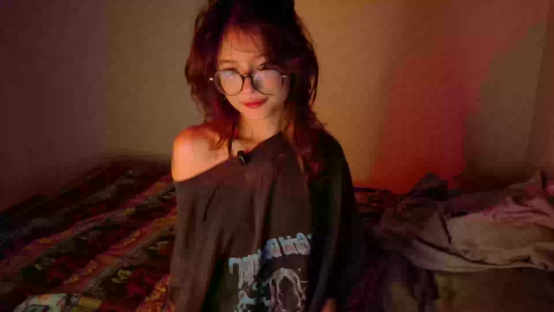 Model - VenusOlympus blowjob