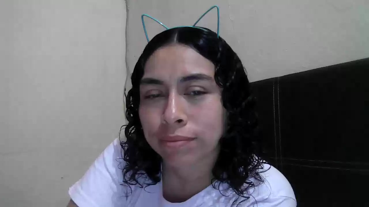 Model - DalilahMx greeneyes