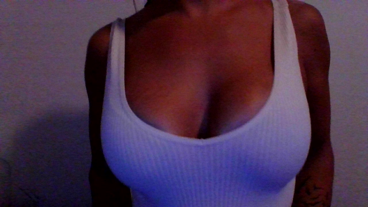 Model - LexingtonLee longlegs