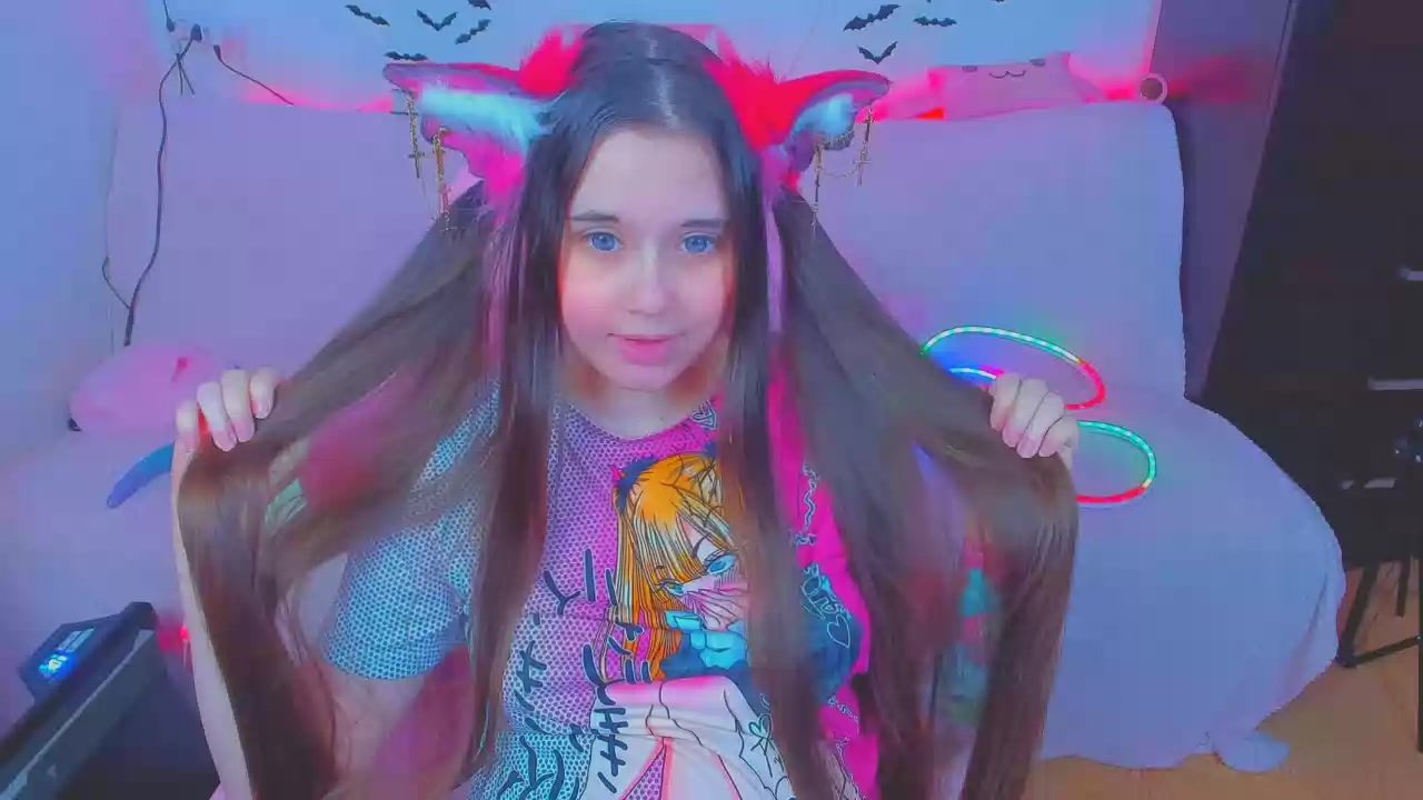 Model - your loli teen