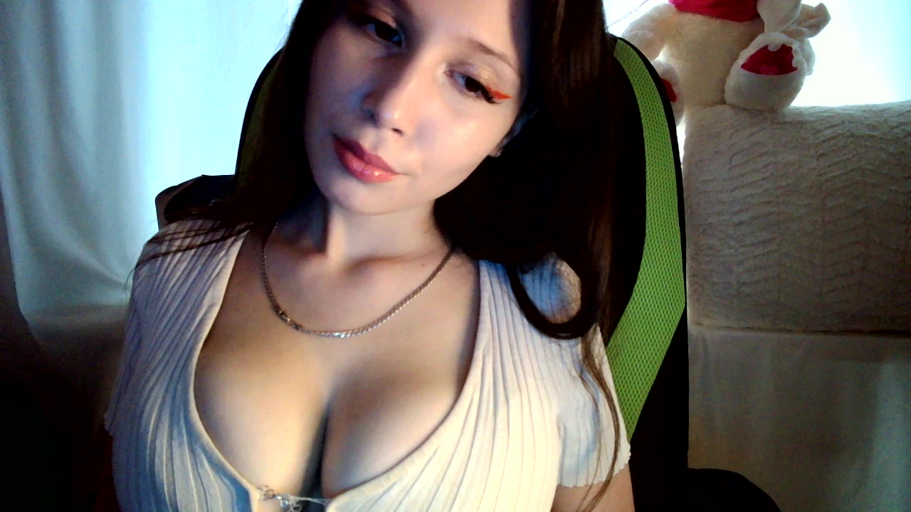 LeyaNaya Skype - SkyPrivate Girl Profile & Live Cam Show SkyPrivate