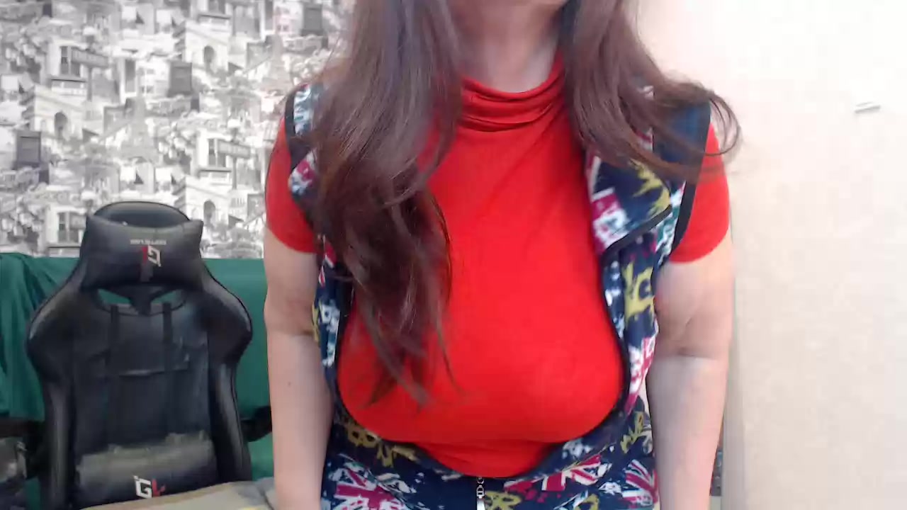 Model - your_space bigtits