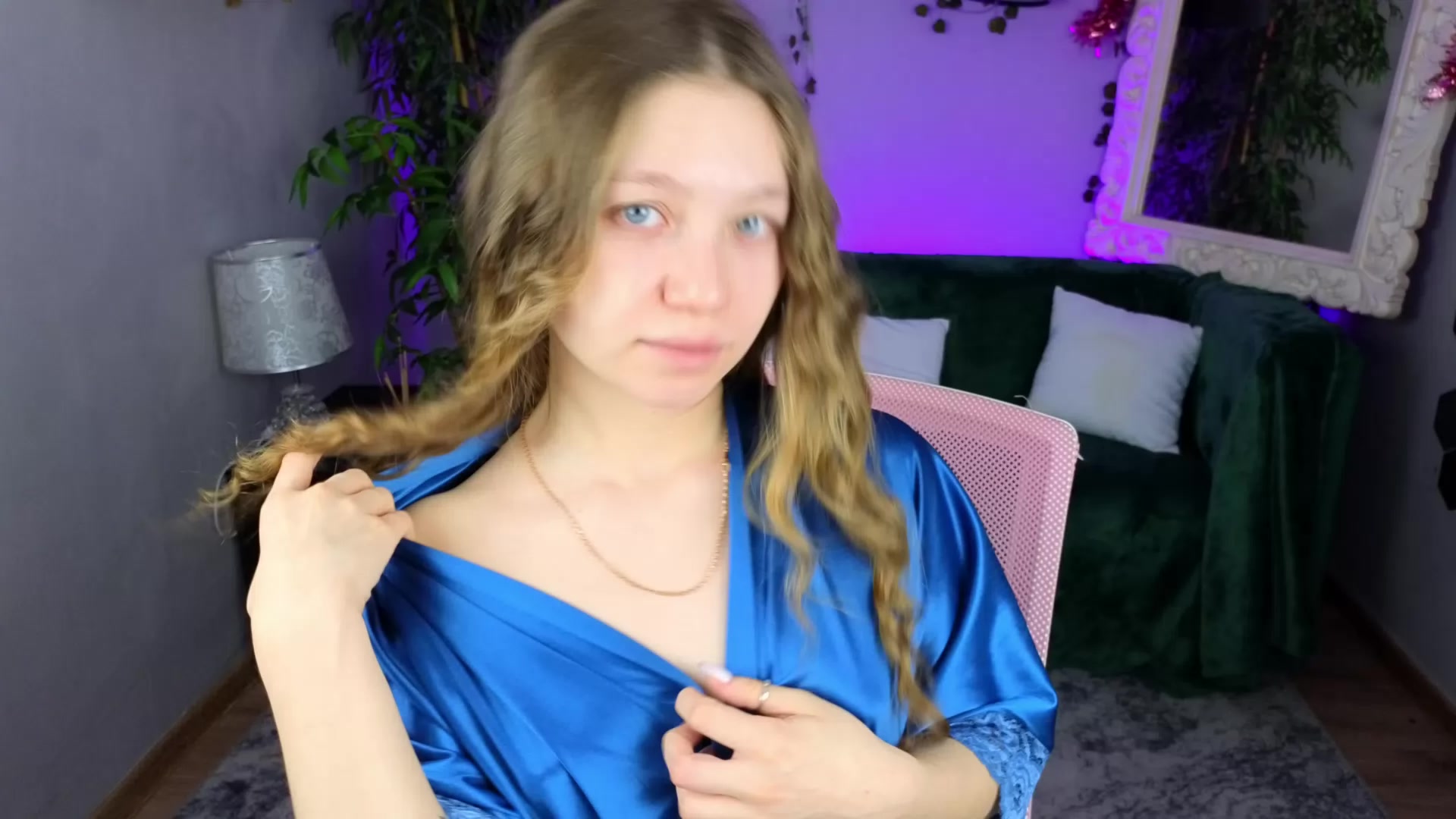 Model - Diana striptease