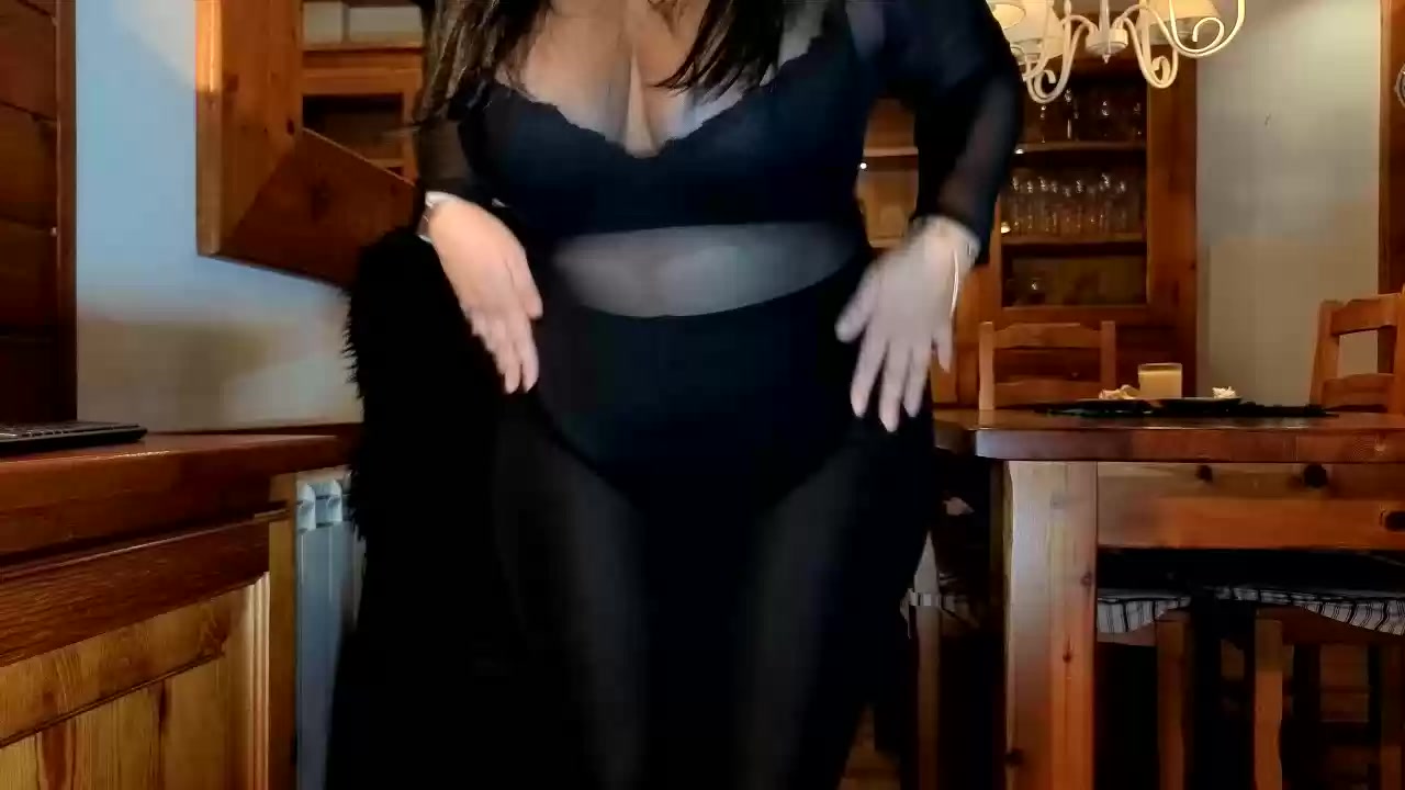 Model - KellyMoss humiliation