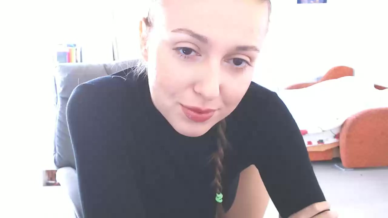 Model - ViolaBloom striptease