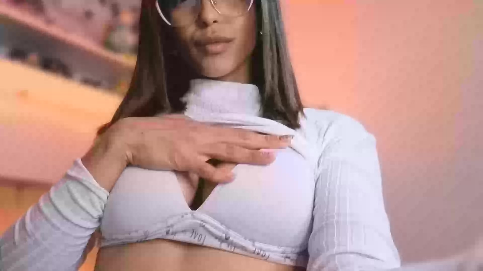 Model - Luna anal