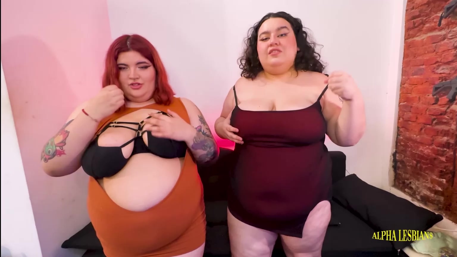 Model - ALPHA LESBIANS fetish