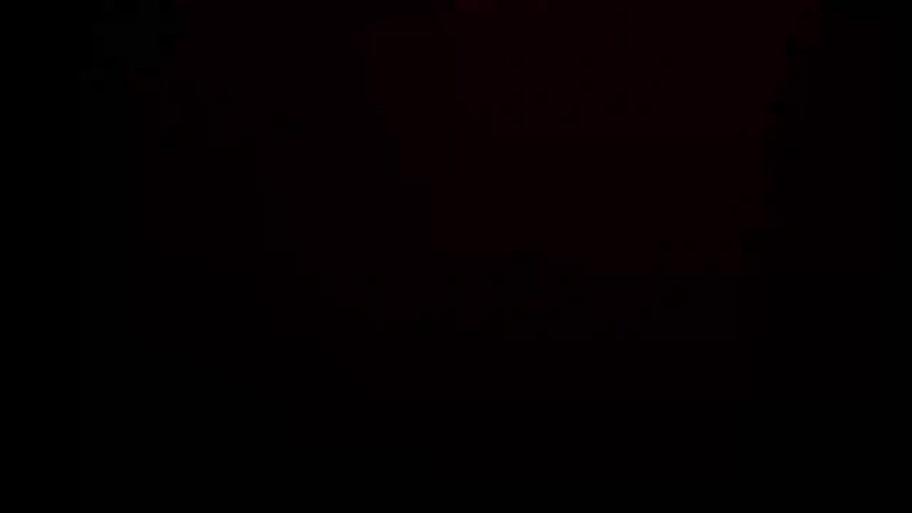 Model - Amber Muller lips