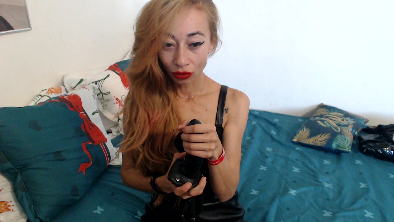 Model - GoddessBryanne ass